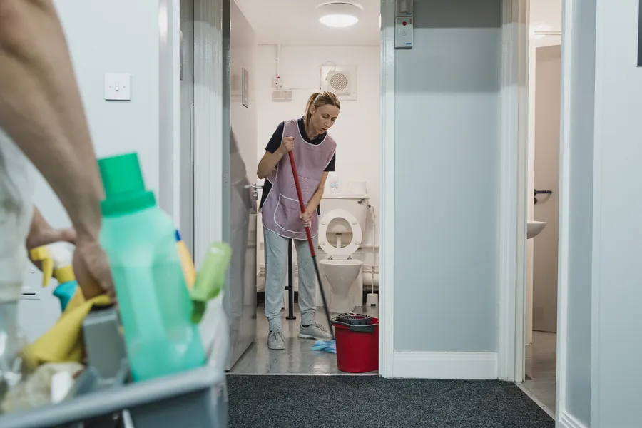 Why Professional Cleaning Extends The Life Of Bathroom Fixtures Roseville CA